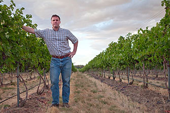 Forest family at Walla Walla Valley Vinyard